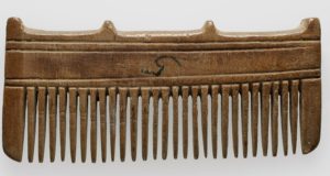 Egyptian comb shop